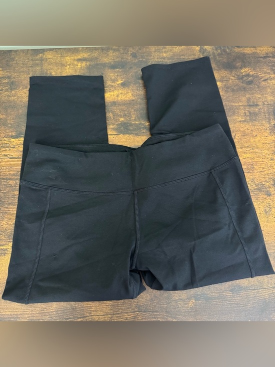 Everyday Black Active Capri Leggings by Nikibiki Sports - Picture 12 of 12